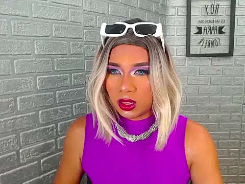 Antonela Connors online show from 09-18-25, 01:52