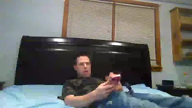 Snapshot of kollzCloudzz chatting on 05-25-26, 01:38 kollzCloudzz online show from 05-25-26, 01:38