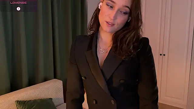 Pavlyna online show from 11-18-25, 06:00