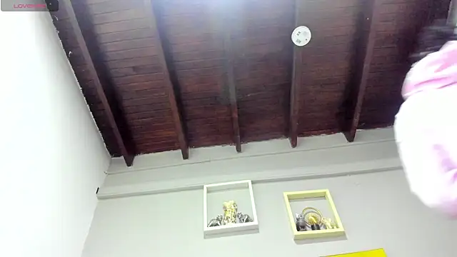 Snapshot of vahiolet_fuentes chatting on 04-24-26, 02:57 vahiolet fuentes online show from 04-24-26, 02:57