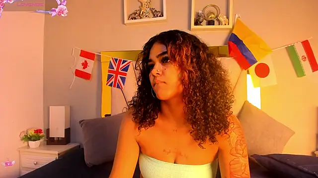 Snapshot of vahiolet_fuentes chatting on 06-26-26, 03:01 vahiolet fuentes online show from 06-26-26, 03:01