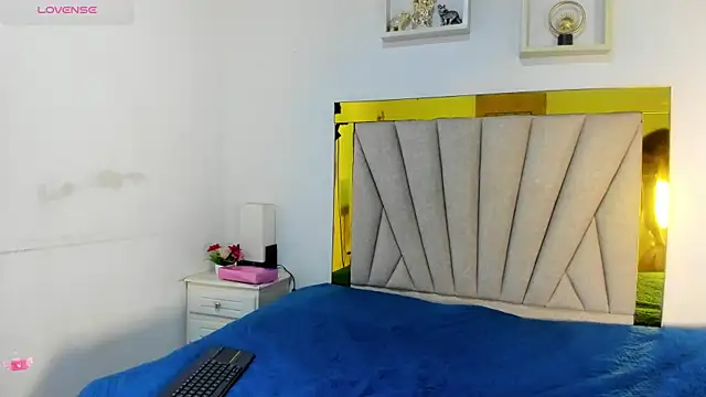 vahiolet fuentes online show from 01-08-26, 03:12