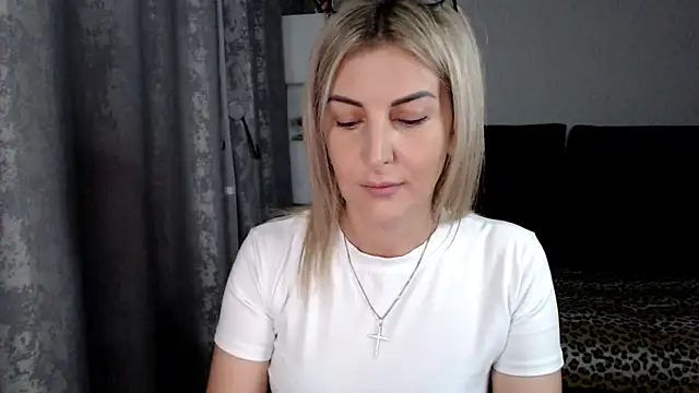 Amelia Harper online show from 09-13-25, 01:55