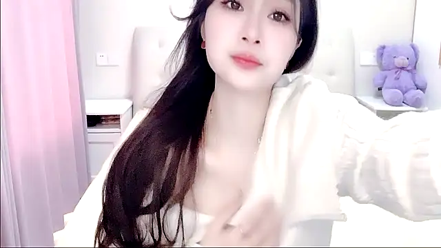 aisha123123 online show from 01-11-26, 02:18