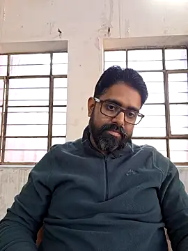 Snapshot of bewolf_17 chatting on 12-02-24, 06:58 bewolf 17 online show from 12-02-24, 06:58