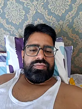 Snapshot of bewolf_17 chatting on 09-26-25, 07:04 bewolf 17 online show from 09-26-25, 07:04