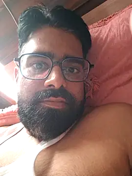 Snapshot of bewolf_17 chatting on 10-02-25, 11:24 bewolf 17 online show from 10-02-25, 11:24