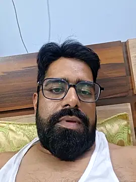 Snapshot of bewolf_17 chatting on 10-10-25, 11:44 bewolf 17 online show from 10-10-25, 11:44