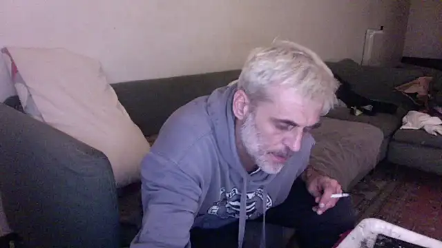 Snapshot of skossa777 chatting on 10-30-25, 08:45 skossa777 online show from 10-30-25, 08:45