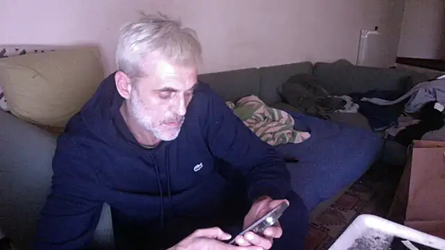 Snapshot of skossa777 chatting on 10-27-25, 11:44 skossa777 online show from 10-27-25, 11:44