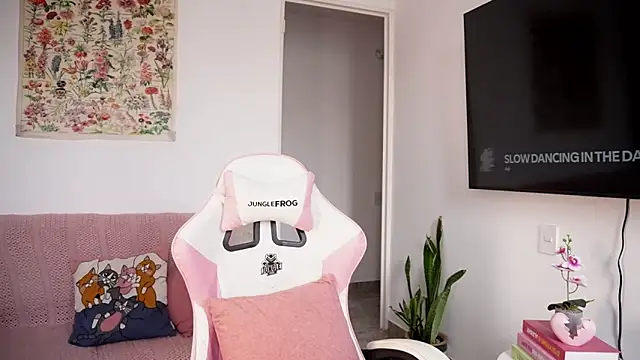 MavyStar online show from 03-25-26, 08:08