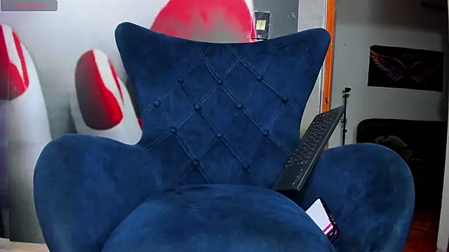 karenlennox1 online show from 10-31-25, 12:51