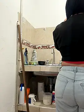 karenlennox1 online show from 11-22-25, 10:19