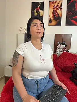 karenlennox1 online show from 05-28-26, 12:18