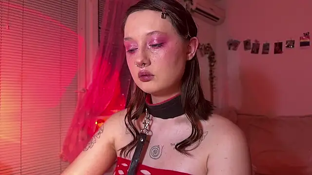 Jenny darling love online show from 06-15-26, 08:19