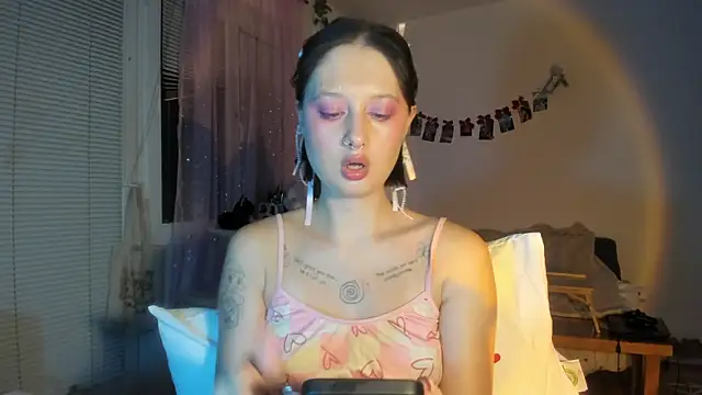 Jenny darling love online show from 12-03-25, 07:24