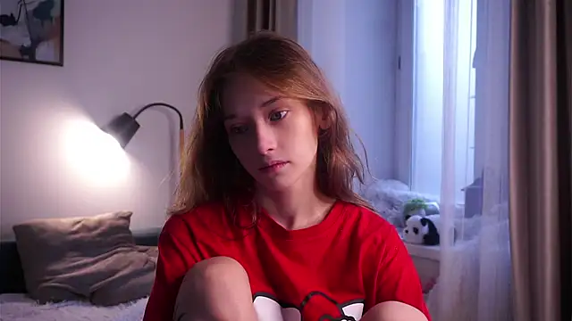 Snapshot of EdlinHargus chatting on 10-24-25, 01:48 EdlinHargus online show from 10-24-25, 01:48