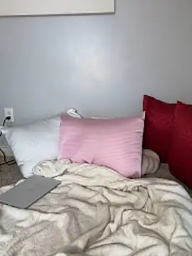 Cherry-red-xo online show from 03-16-26, 04:43