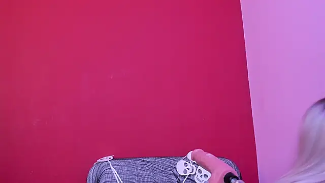 Kate bunny  online show from 10-26-25, 11:43