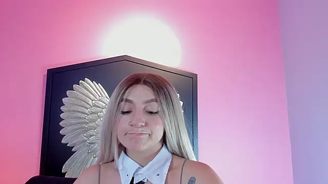 Kate bunny  online show from 12-18-25, 11:36