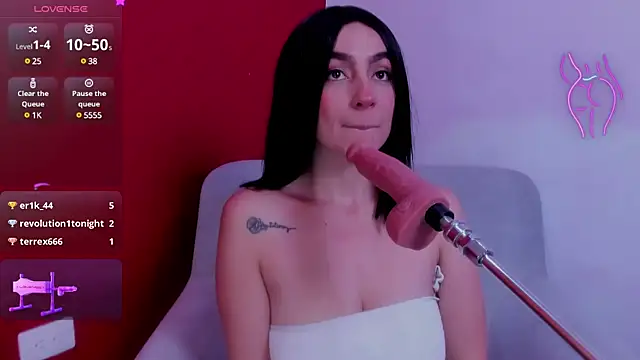 Kate bunny  online show from 03-18-25, 02:17