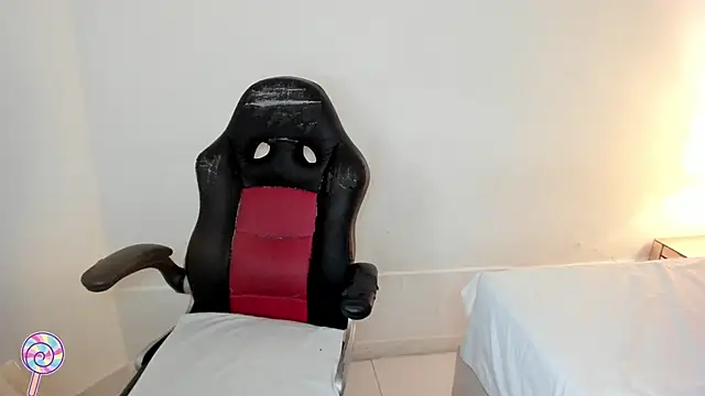 sagitariuus girll online show from 04-15-26, 04:51