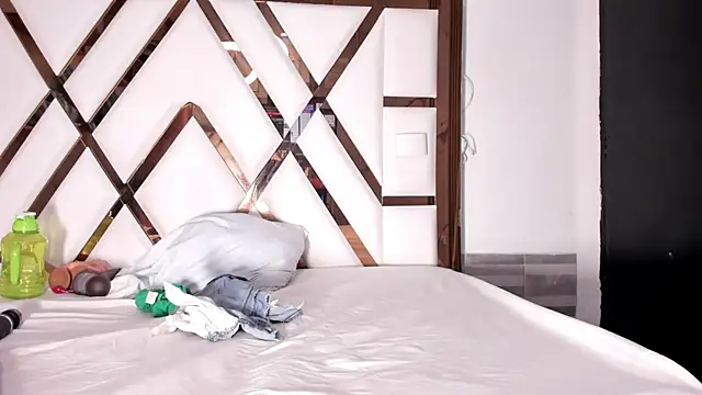 molly sweetee online show from 04-08-26, 01:40