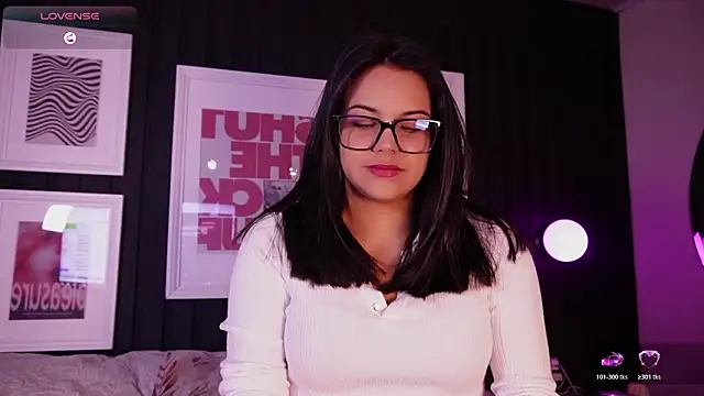 Snapshot of Sophia_wilsonn_ chatting on 03-02-26, 10:44 Sophia wilsonn online show from 03-02-26, 10:44