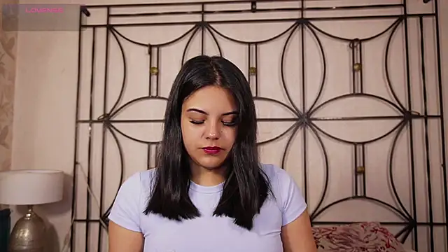 Snapshot of Sophia_wilsonn_ chatting on 01-15-26, 11:13 Sophia wilsonn online show from 01-15-26, 11:13