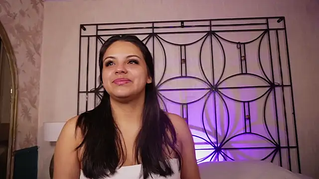 Snapshot of Sophia_wilsonn_ chatting on 12-16-25, 11:14 Sophia wilsonn online show from 12-16-25, 11:14