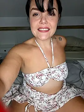 Snapshot of Xladycharme chatting on 06-07-26, 12:16 Xladycharme online show from 06-07-26, 12:16