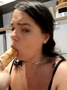 Xladycharme online show from 10-29-25, 07:57