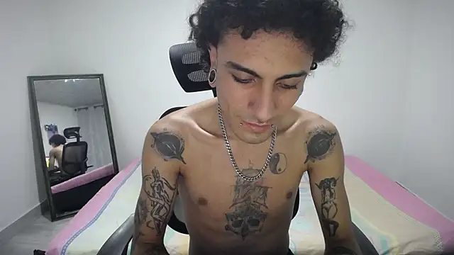 present the magic online show from 04-23-26, 04:30