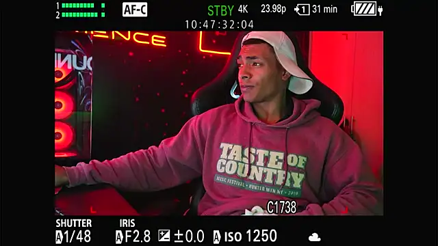 Jhonyblack 1 online show from 12-19-25, 04:16