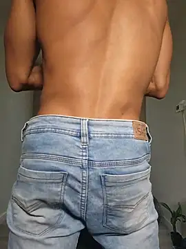 Jhonyblack 1 online show from 06-19-26, 05:08