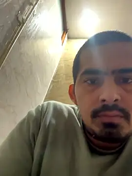 shivani0999 online show from 01-12-26, 11:42