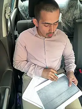 shivani0999 online show from 02-11-26, 03:39