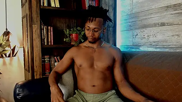 Snapshot of JamalMyst chatting on 02-15-26, 08:24 JamalMyst online show from 02-15-26, 08:24