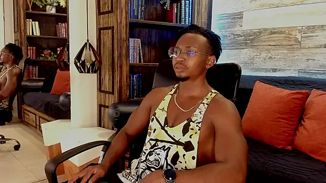 Snapshot of JamalMyst chatting on 12-02-25, 04:03 JamalMyst online show from 12-02-25, 04:03