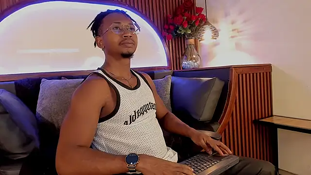 Snapshot of JamalMyst chatting on 02-07-26, 04:20 JamalMyst online show from 02-07-26, 04:20