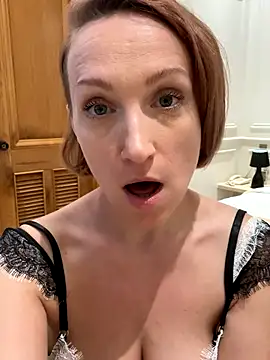 UmaTruewoman online show from 11-25-25, 11:10