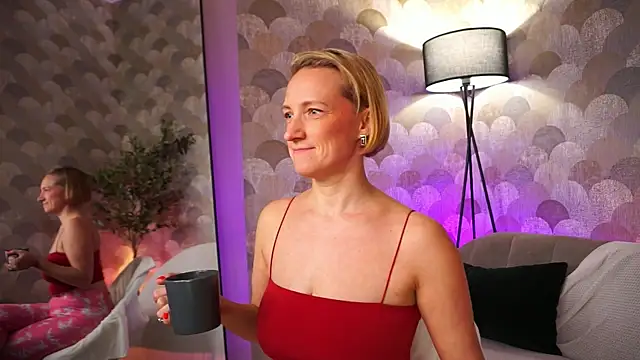UmaTruewoman online show from 06-14-26, 05:41