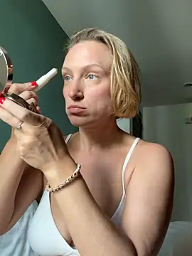 UmaTruewoman online show from 07-08-26, 03:08