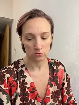 UmaTruewoman online show from 11-18-25, 03:10