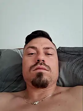 Snapshot of ionut_prince chatting on 05-09-26, 04:16 ionut prince online show from 05-09-26, 04:16