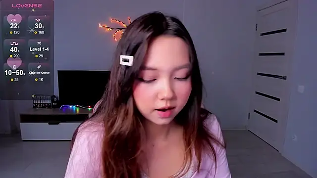 Fluffy Rose online show from 09-29-25, 08:21