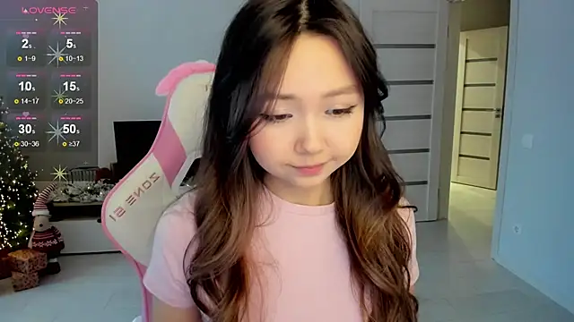 Fluffy Rose online show from 12-16-25, 03:22