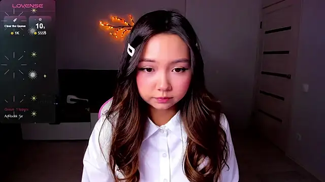 Fluffy Rose online show from 10-09-25, 12:00