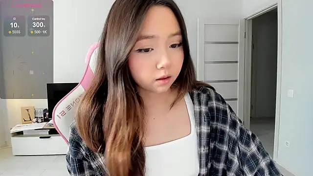 Fluffy Rose online show from 03-10-26, 04:27