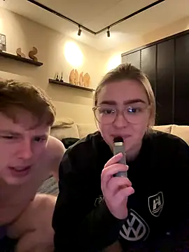 Snapshot of xX_HotCouple_Xx chatting on 12-02-24, 09:23 xX HotCouple Xx online show from 12-02-24, 09:23